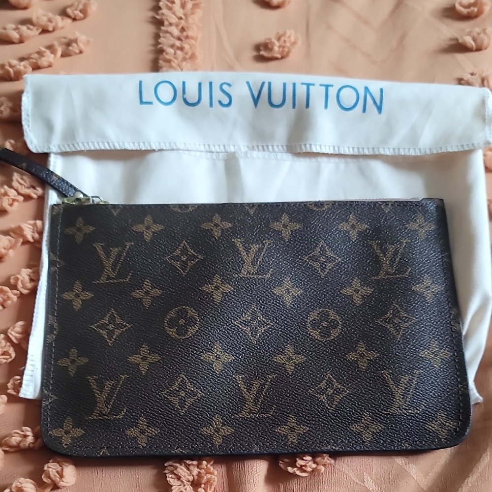 Louis Vuitton Brown Tan Monogram Clutch